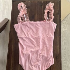 Forever 21 blush Pink Ruffled tank Women's Bodysuit size medium